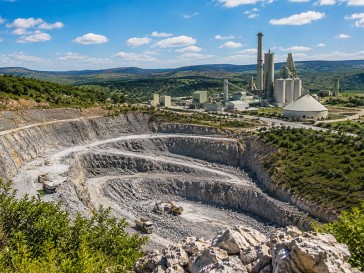 A mineração de cal e calcário em Pains